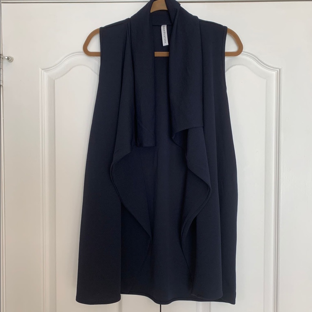 NWOT M Boutique Seven Sisters Sleeveless Vest